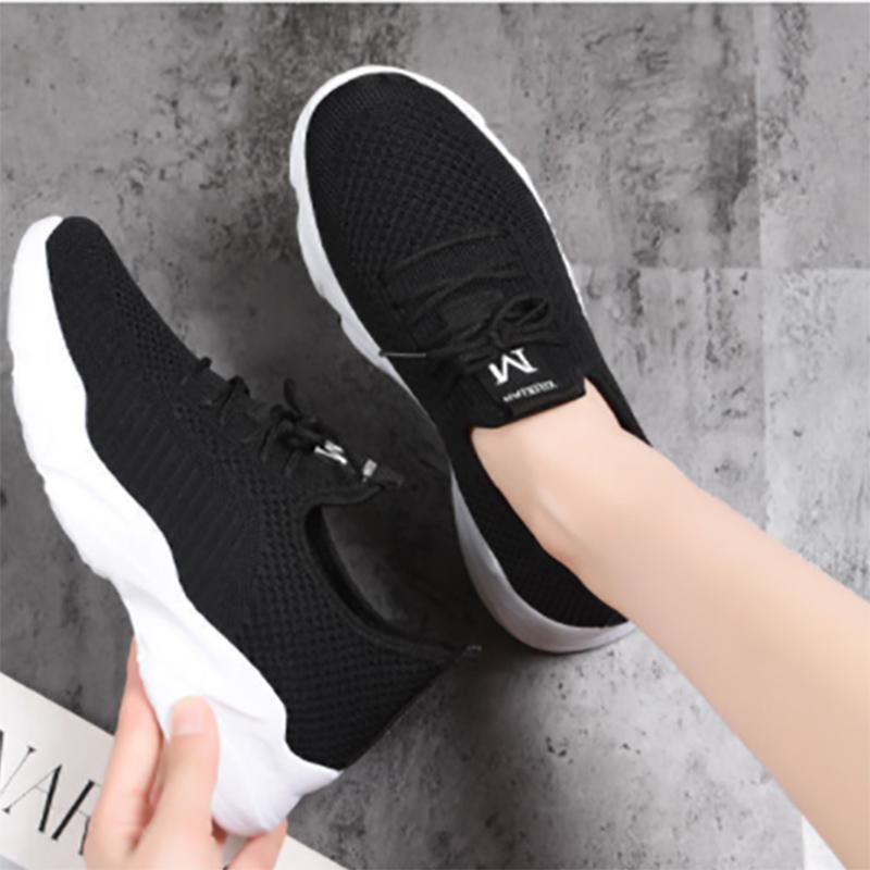 Dámské letní síťované boty Prodyšné síťované ležérní sportovní boty pro střední věk a seniory Univerzální protiskluzové látkové boty s měkkou podrážkou Bílé boty