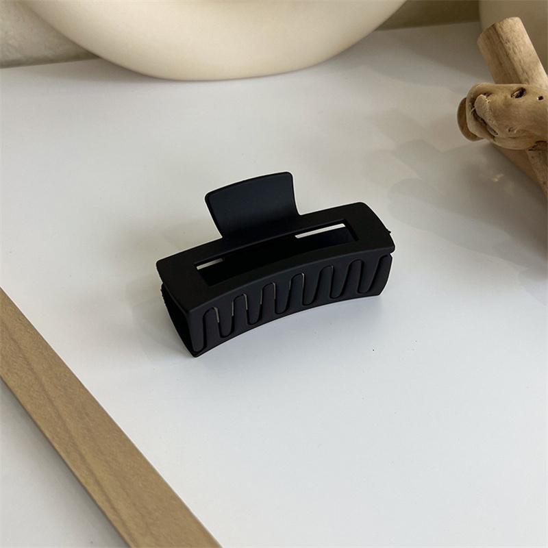 1Pcs Korean Coffee Beige Large Hair Claw Acrylic Hairpin Geometry Barrette Crab Hair Clips Headwear Womens Girl Hair Accessories