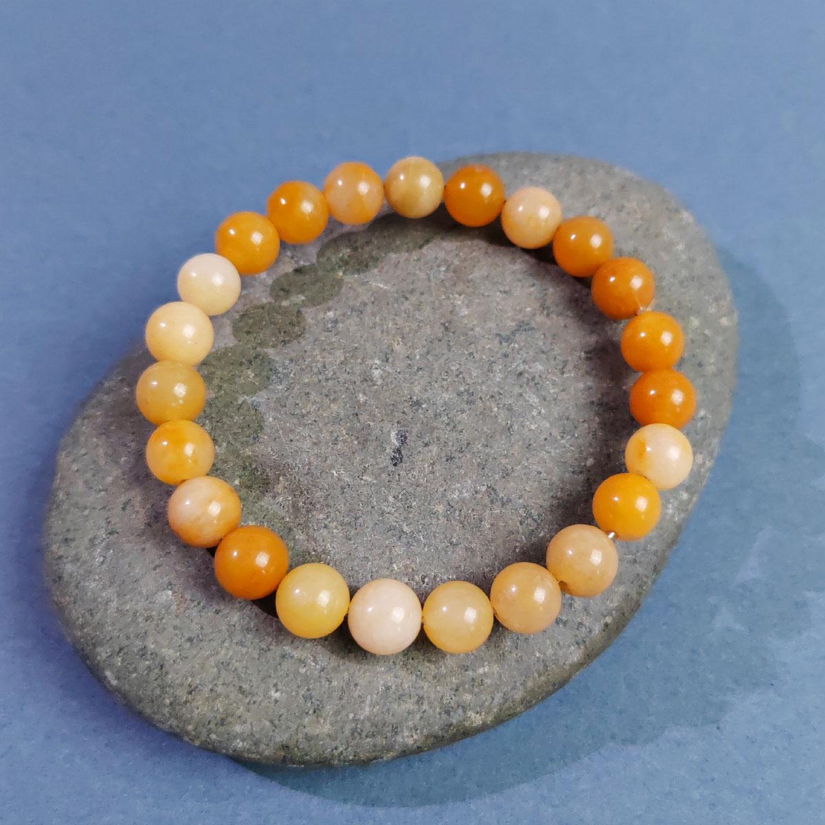 

This 8mm topaz natural stone hand-woven bracelet is suitable for both men and women, making it a perfect gift for friends and family or for parties.
