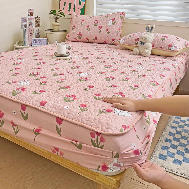Thicken Bed Cover Cartoon Style Bedspread Quilted Mattress Cover Soft Bed Linen Elastic Bedsheets cubre colchón (No Pillowcase)