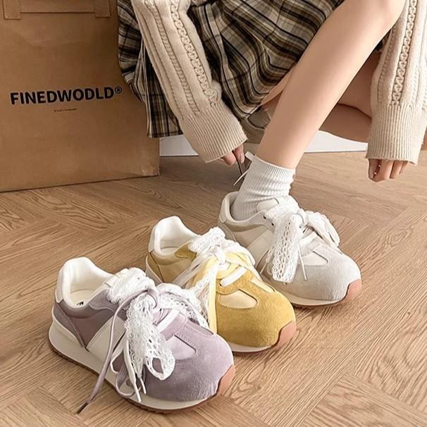 Early spring retro feeling lightweight moral training shoes women's shoes platform 2025 spring and autumn new retro heightening casual sports shoes