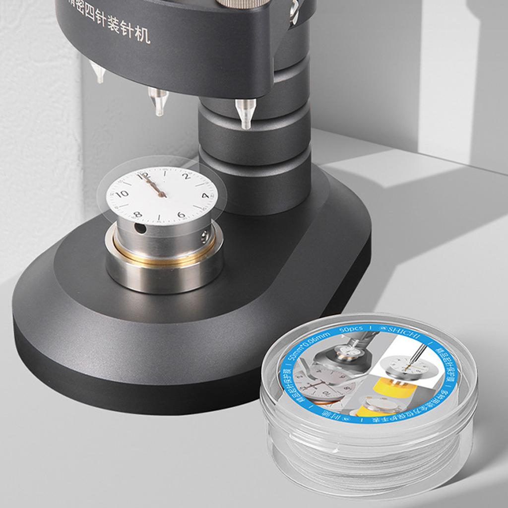 50 sztuk Ochraniacze na Tarcze Zegarków i Koperty Oferujące Trwałość Ochronę dla Zegarmistrzów i Entuzjastów DIY 50x0.06mm