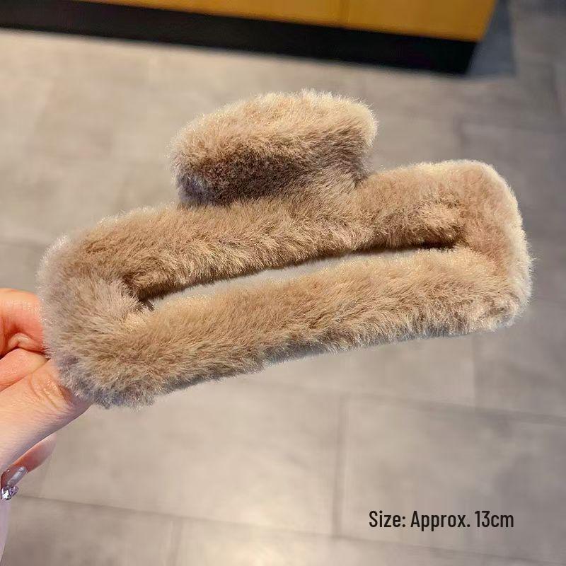 Plysch Hårklo: Söt, Fluffig & Stor för Höst och Vinter