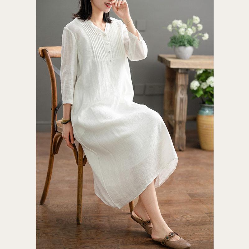 Women's Artistic Retro V-Neck Cotton Linen Dress – Single-Breasted, Casual, Five-Sleeve, Loose Fit for Summer 2025.