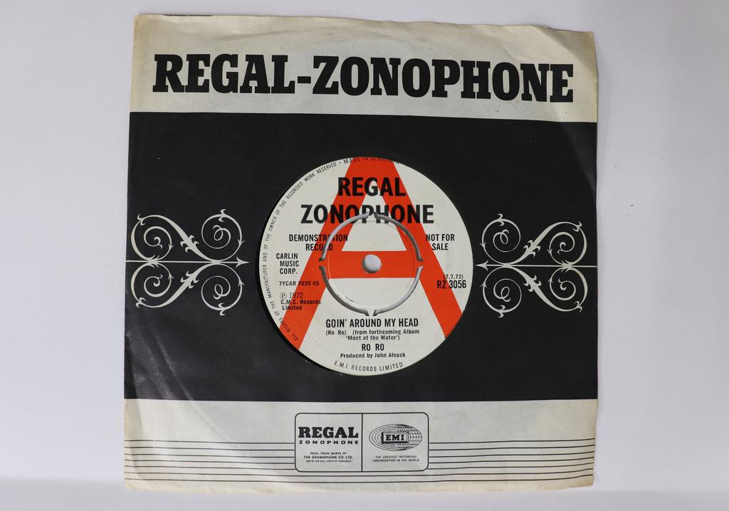 7palcová deska RO RO  Goin Round My Head  Down On The R RZ3056PROMO REGAL ZONOPHON 1972 UK Rock Použitá