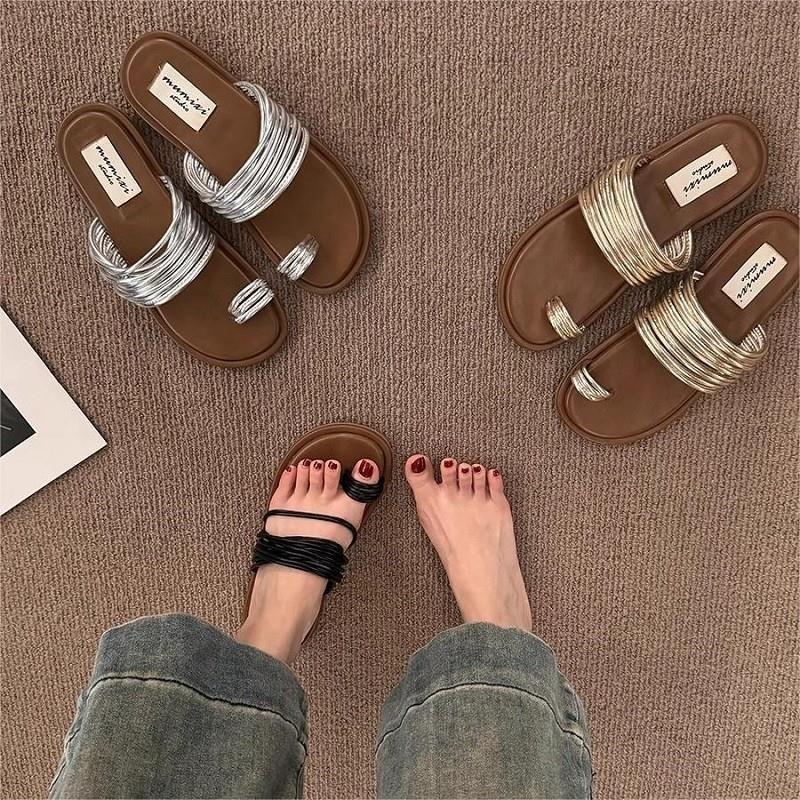 Niche design set toe cool slippers women's summer wear new with skirt seaside flat sandals
