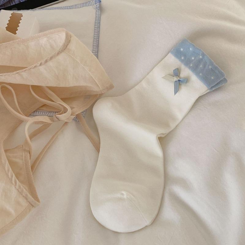 Female Spring and Summer Cloth Label Stripe Bow Shell Pearl Tube Pile Pile Cotton Socks