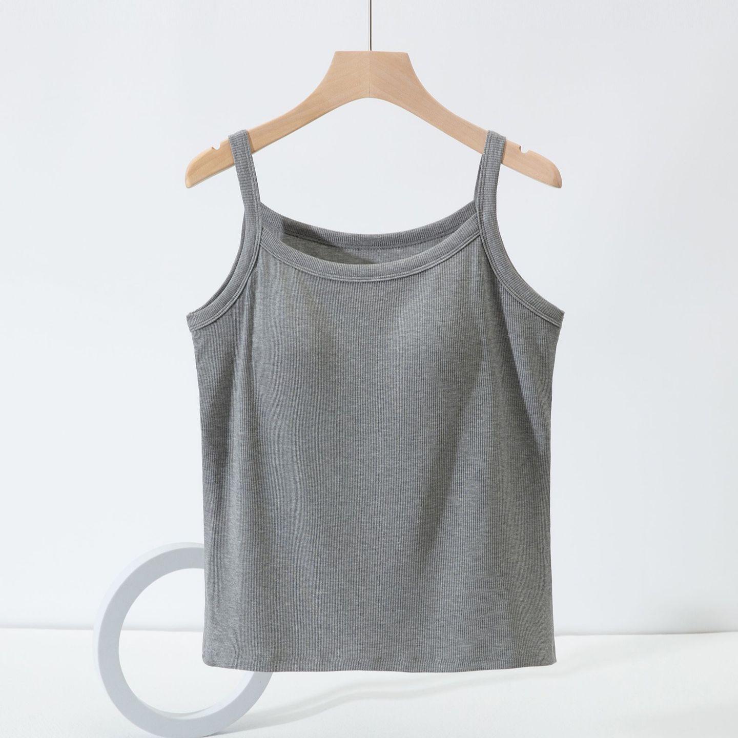 

Plus-Size Women s Versatile Camisole: Padded Cups, Round Neck, Wire-Free, Four-Season Wear One Size