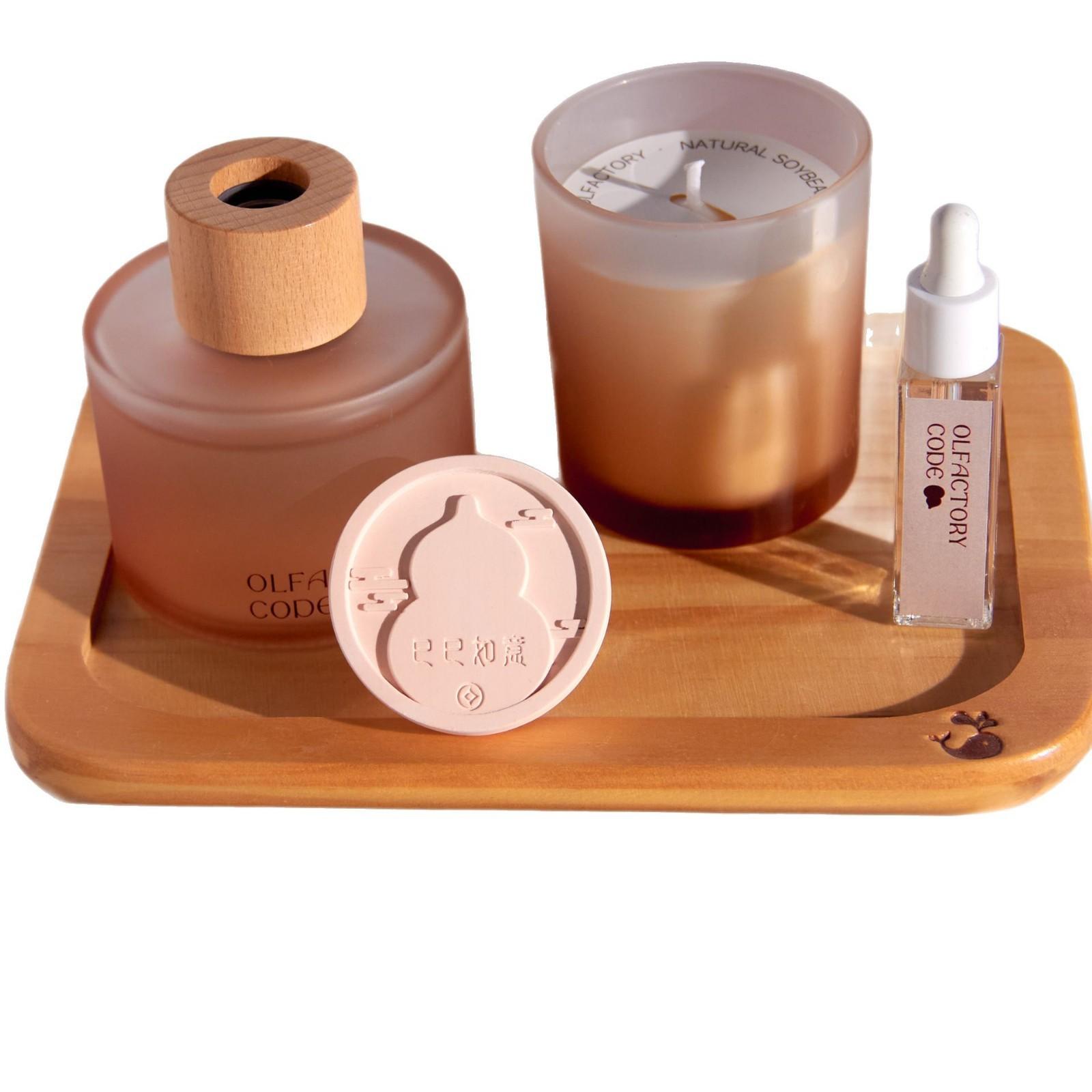 

Подарочный набор для ароматерапии Эфирное масло Соевый воск Праздничный аромат Креативный подарок Украшения Домашний набор для ароматерапии Стойкий аромат Guiying Liufang