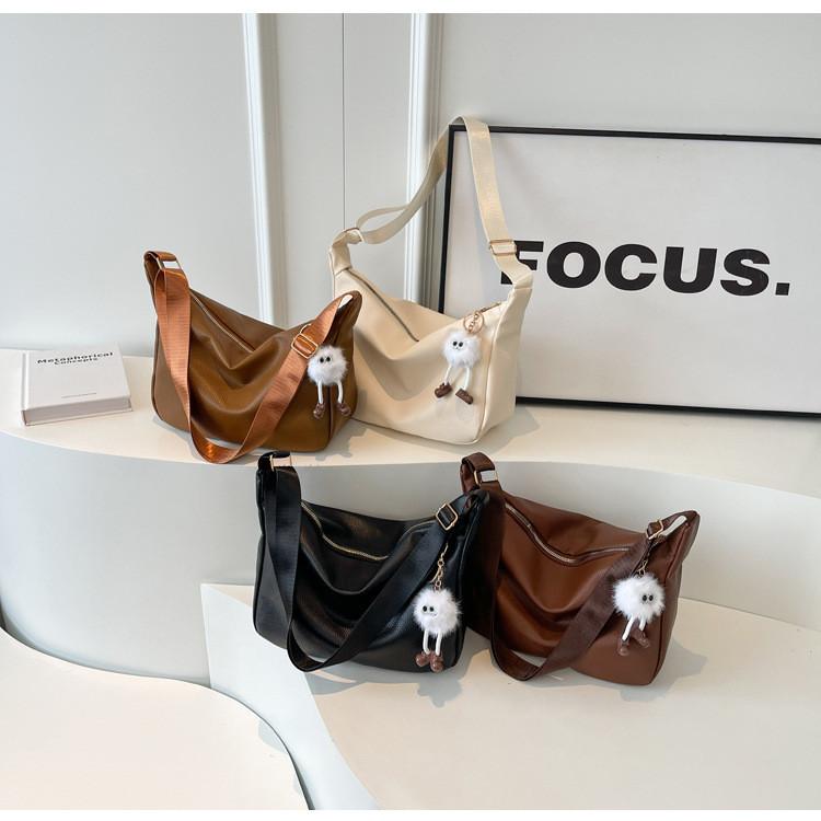 Trendige Street Style Umhängetasche Damen 2023 Neue Wintermode Einfache Crossbody-Tasche Lässige Vintage-Tasche