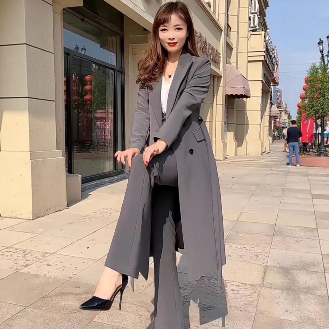 3012 Plus Size Hepburn Style Trench Coat - Slimming Waist, Long Elegant Jacket for Women & Girls XL