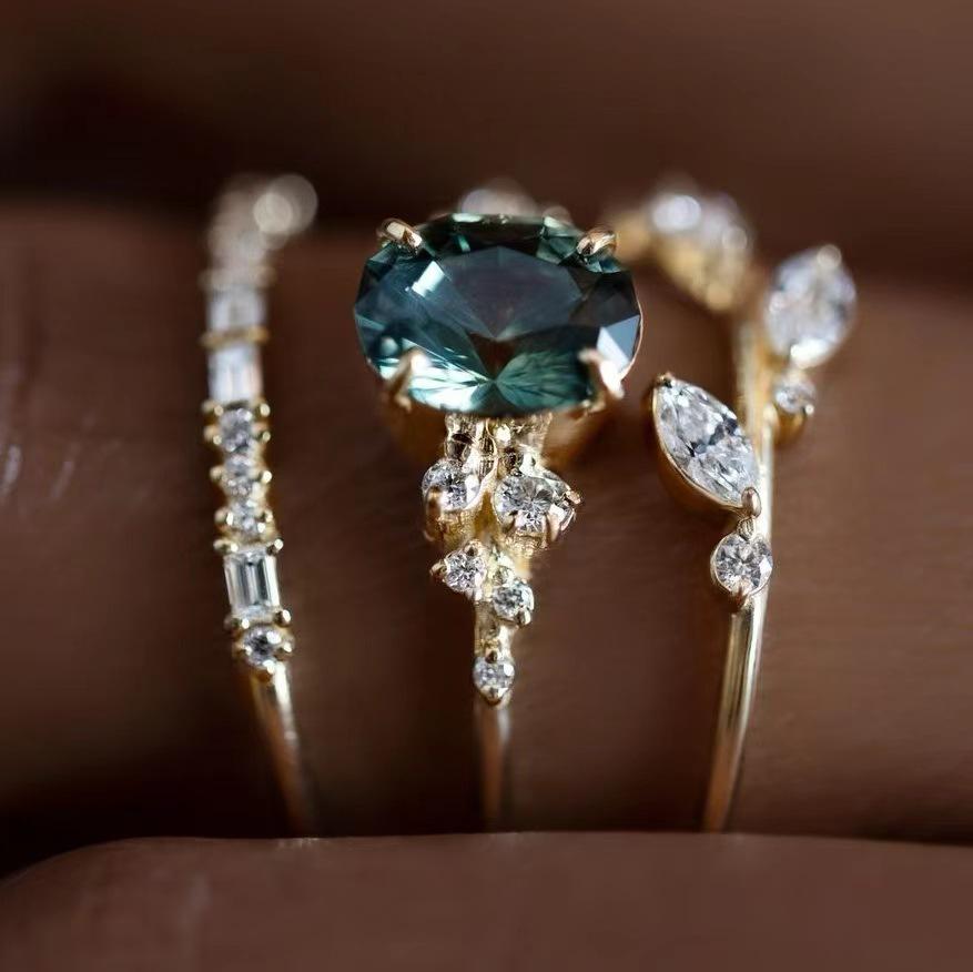 Elegant Floral Engagement Ring Set - Stylish Trio Popular In US & Europe