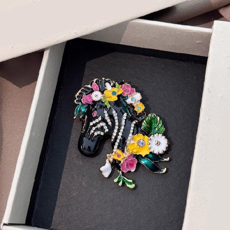 Seamless Magnetic Fastener Zebras Inspired Brooch Sustainable Recycled Material Zebras Print Magnetic Pin Fashion Jewelry
