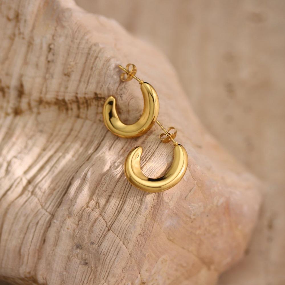 Geometric Hammered Stainless Steel Stud Earrings – Versatile, Fashionable, Simple & Chic