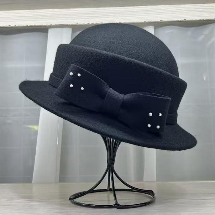 French romantic concave top beret foreign style top hat autumn and winter travel shopping photo pure wool small pot hat women