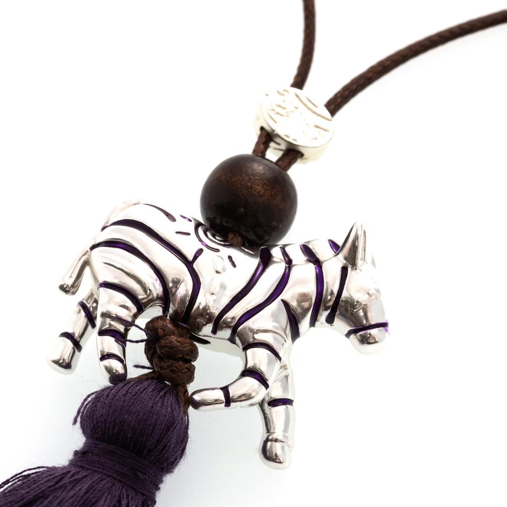 Qingdao Jewelry Light Luxury High-End Zebra Fringed Niche Design Ethnic Style Women 26 Horse New Necklace