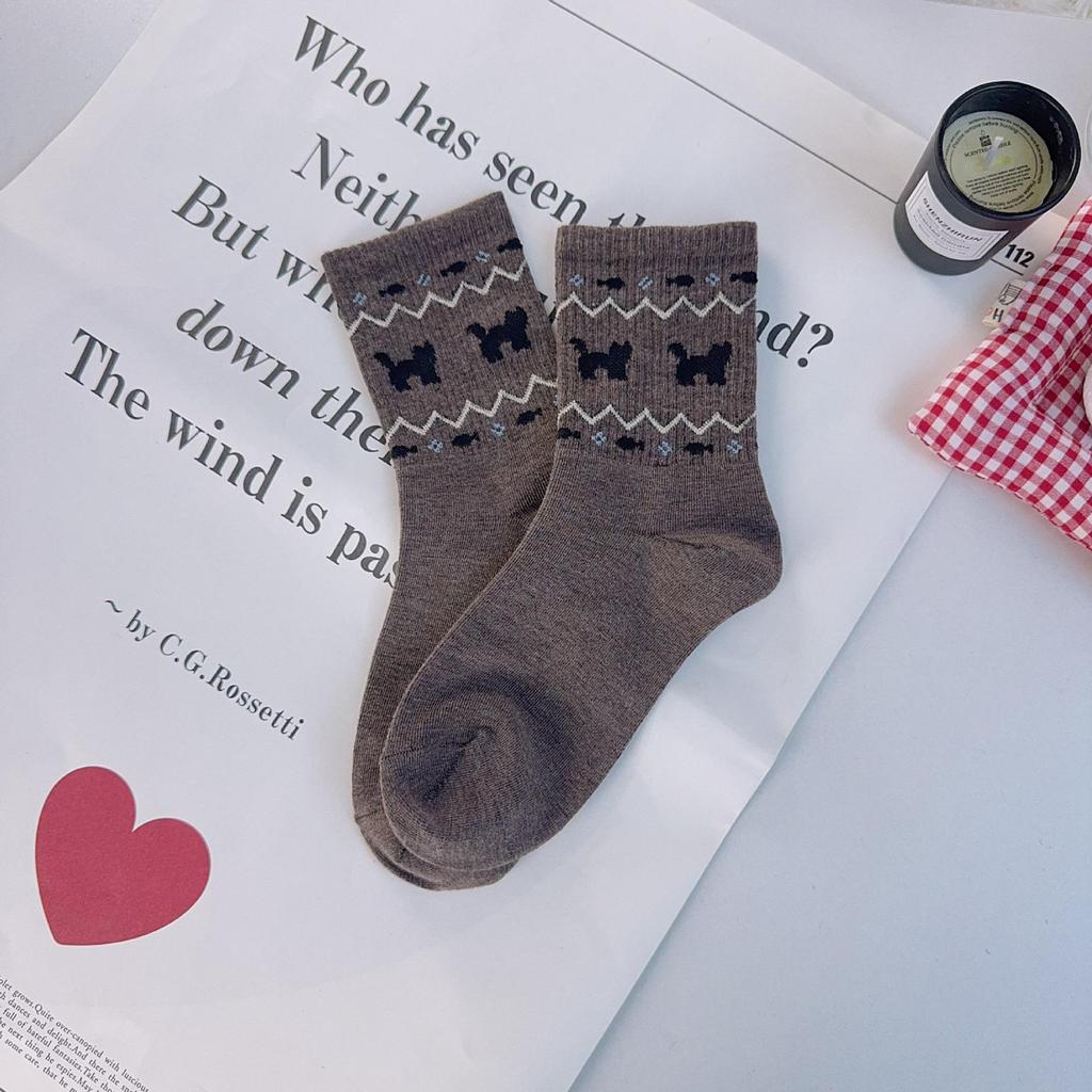 Women's Retro Fair Isle Mid-Calf Slouch Socks: Warm Ethnic Style for Autumn & Winter