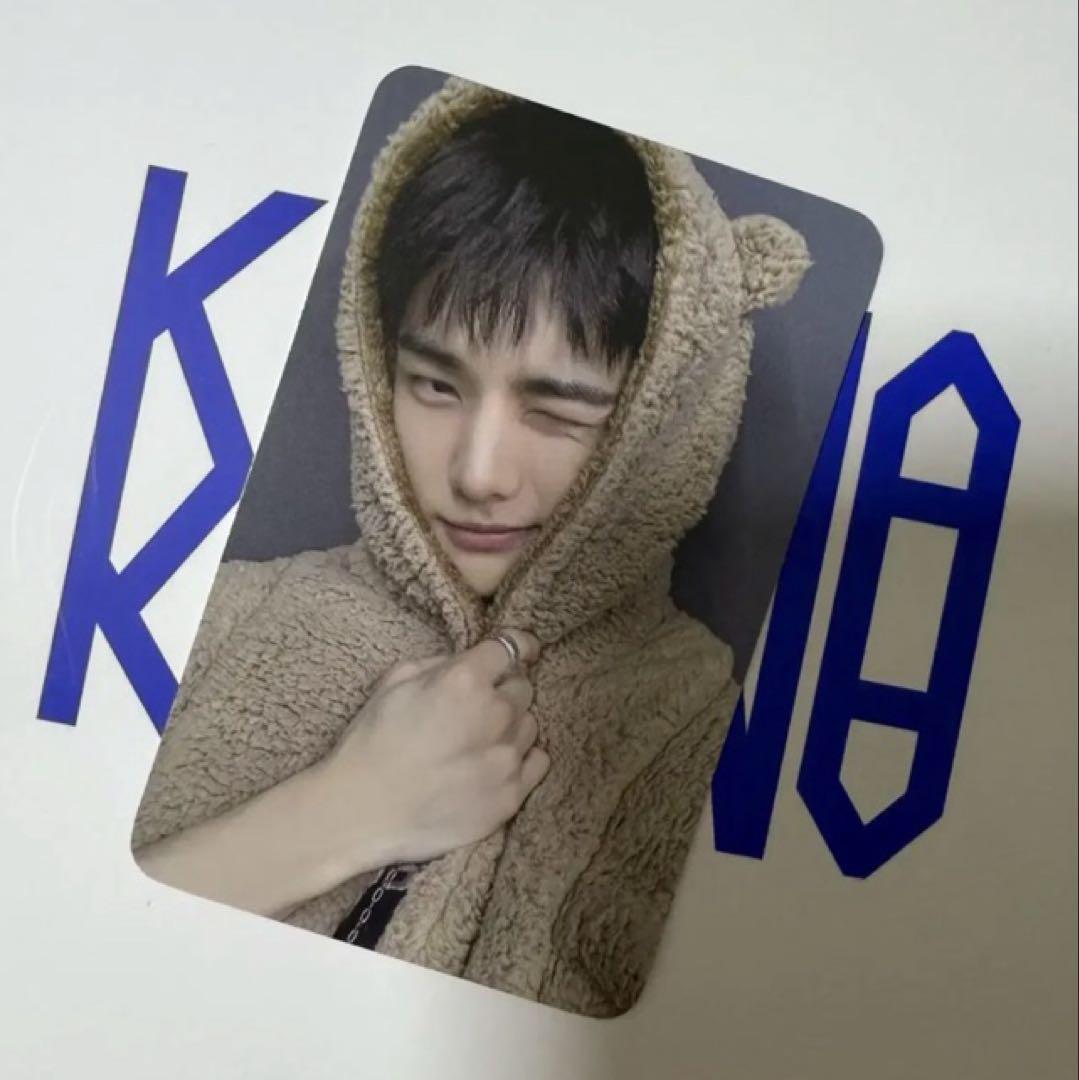 

[USED] Stray Kids KARMA Pre-list Listening Bonus Trading Card Hyunjin