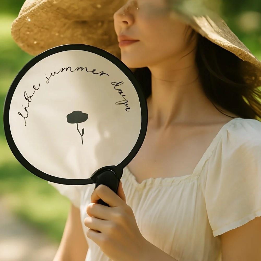 New with Storage Bag Portable Folding Fan Compact Design Vintage Style Handheld Fan Round Fan Outdoor Activities