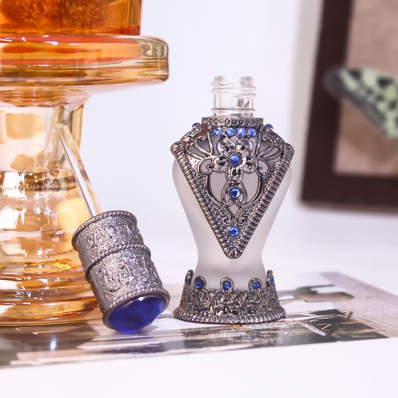 8Ml Arabian Style Antiqued Metal Arabian Style Essential Oil Bottles Refillable Perfume Bottles Decoration Gifts