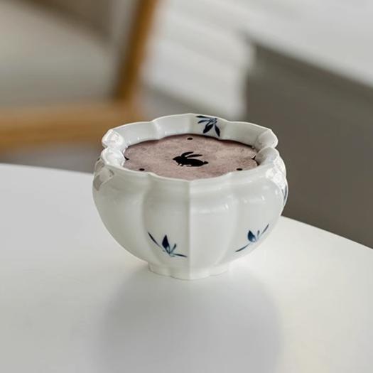 

Pure Hand-painted Tea Washing Basin Creative Flower Mouth Built Water Household Tea Slag Tank Ceramic Dry Tea Table Teaset