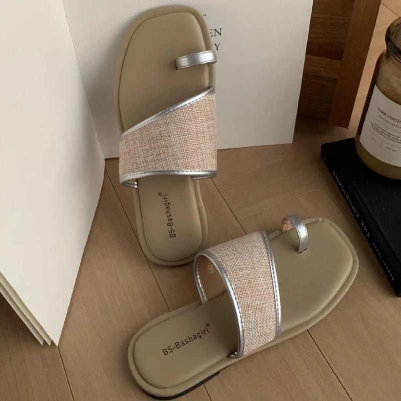 Fashion Fashion Weave Clip Toe Flat Sandals Women Summer Comfortable Low Heel Designer Shoes Simple Non-slip Vacation Beach Casual Shoes