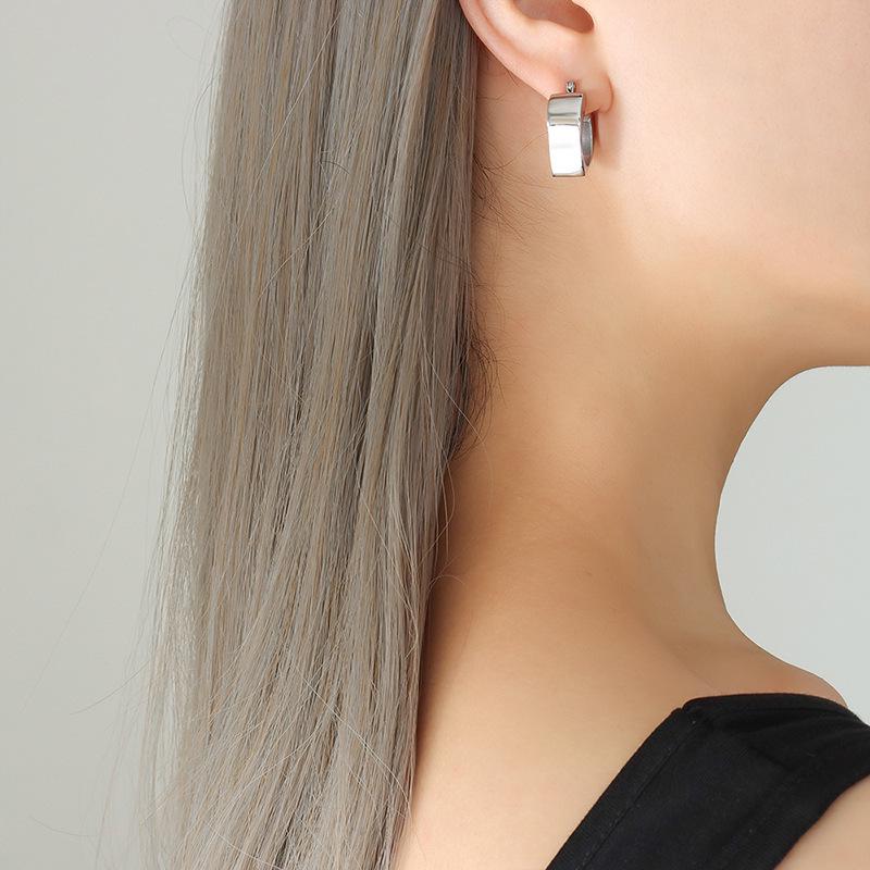 Non-Fading Trendy Hollow Heart Earrings - Cool, Stylish, and Sexy Korean Ins Design