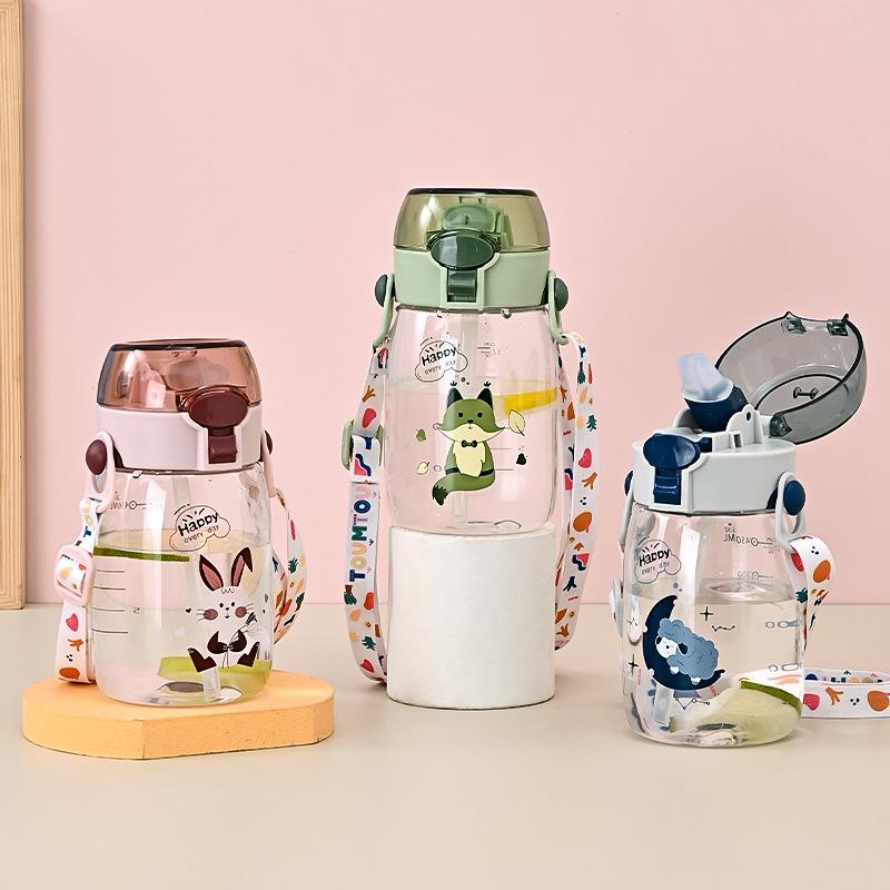 Water bottle strictly selected popular children's water cup cute cartoon new plastic cup wholesale water cup simple strap straw cup