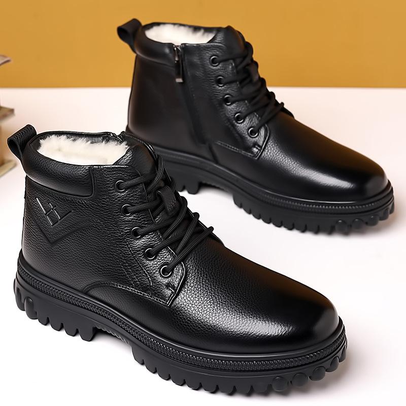 Winter Warm and Piled Thickened Wool Fur Integrated First Layer Cowhide Cotton Shoes Men's Northeast Large Size Cotton Leather Shoes Men's
