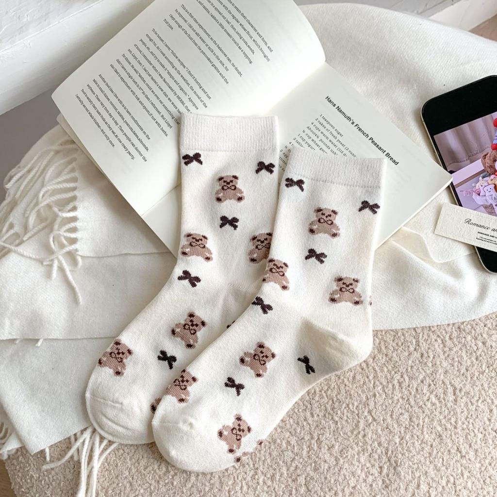 Women's Warm and Adorable Mid-length Socks for Autumn and Winter. Winter Woolen Teddy Bear Women's Socks. Casual Non-stretch Socks.