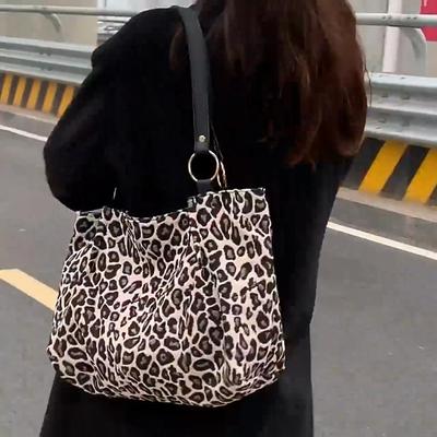 Borse di tela di nuova moda Borse di tela per lo shopping e il viaggio Borse popolari da donna Borse a tracolla leopardate di grande capacità