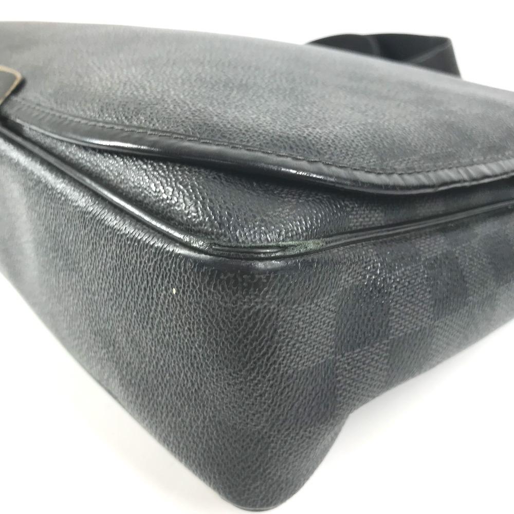 Louis Vuitton N58029  Damier Graphite Daniel MM Messenger Bag Shoulder Bag