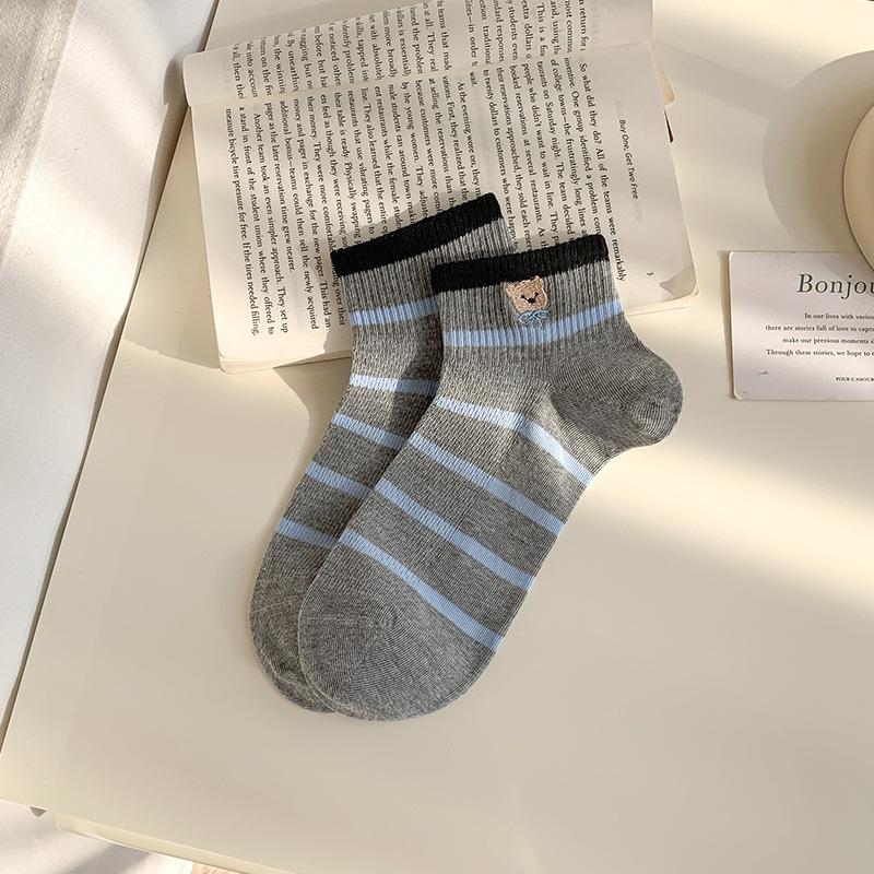 Women's Color-blocking Striped Short Boat Socks Spring and Summer Mesh Breathable Bear Boneless Cotton Socks Women's Short Socks