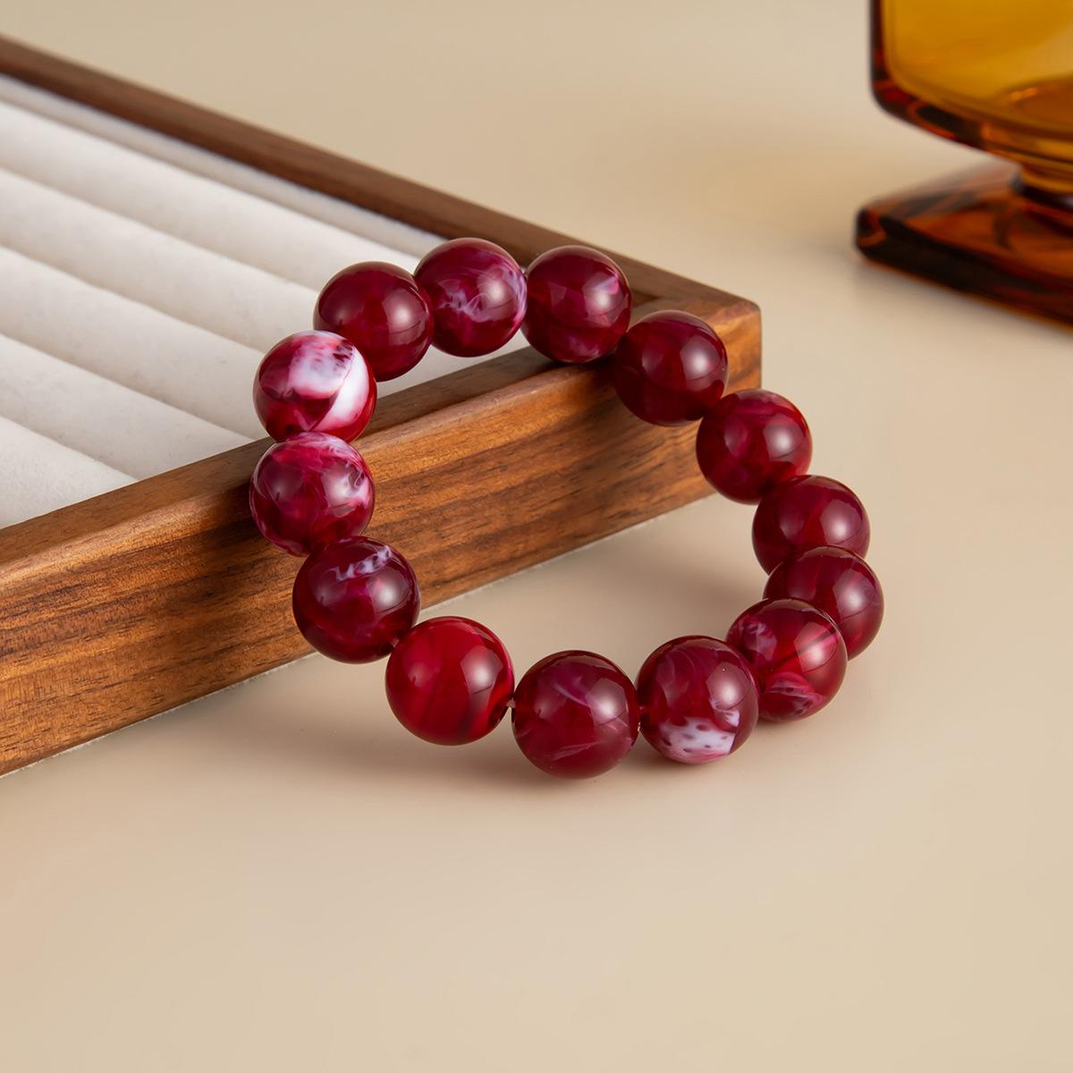 

Simple acrylic handmade bead necklace with versatile temperament, geometric round beads, collarbone chain for women