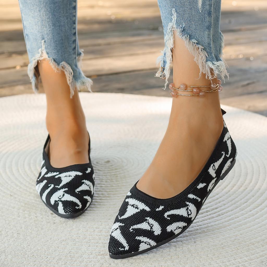 Fashion Women Flats 2024 New Spring Autumn Fashion Casual Pointed Top Loafers Shoes Shallow Comfortable Outdoor Lolita Shoes Sneakers