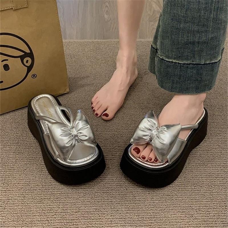 Fairy style bow thick sole heightening cool slippers female summer wear 2025 new fashion with skirt beautiful sandals