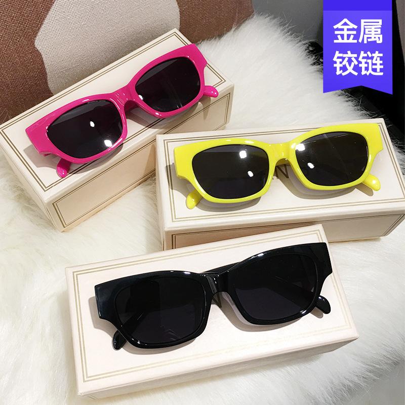 

Модные красочные женские солнцезащитные очки, простые квадратные солнцезащитные очки, мужские антибликовые очки с затенением для путешествий