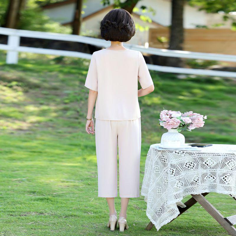 Stylish Chiffon Two-piece Suit for Middle-aged Women - Loose Short-sleeved Summer Set