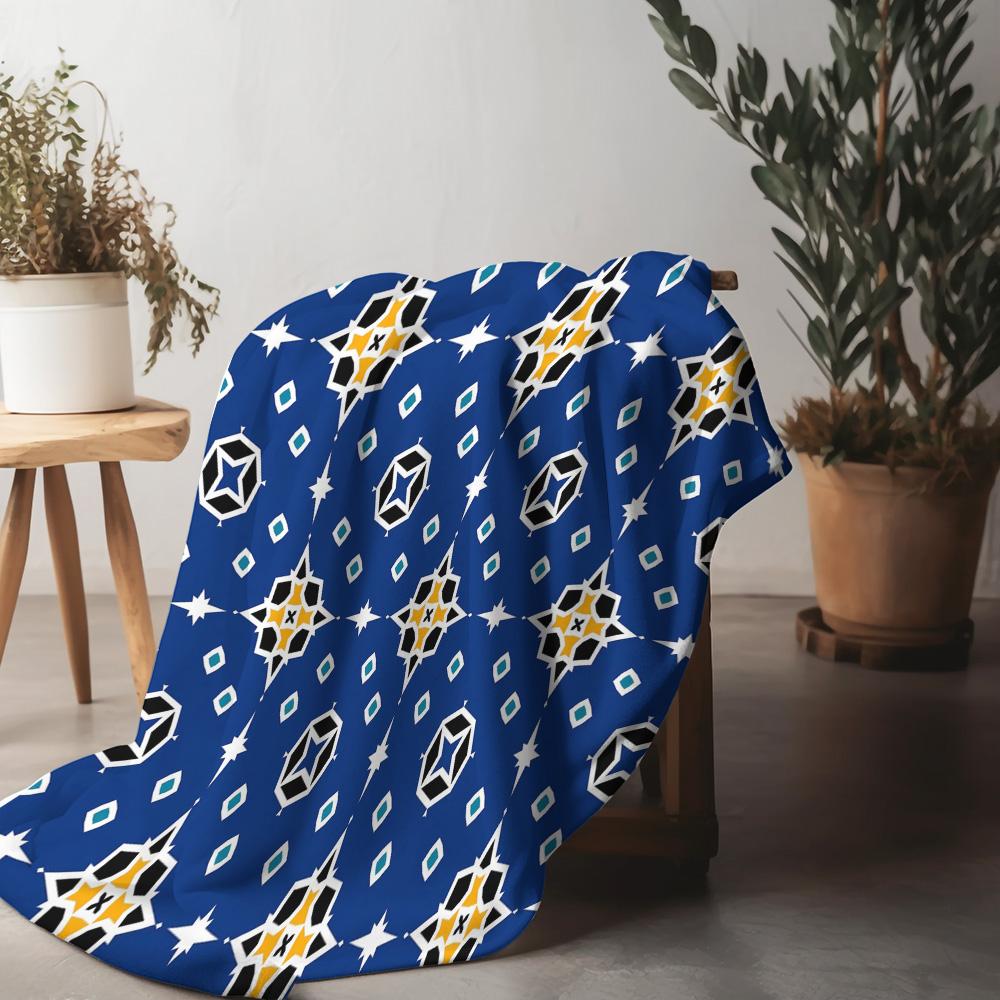 Blue Geometric Pattern Flannel Printed Blanket Suitable for All Seasons Suitable for Living Room Office Sofa and Travel