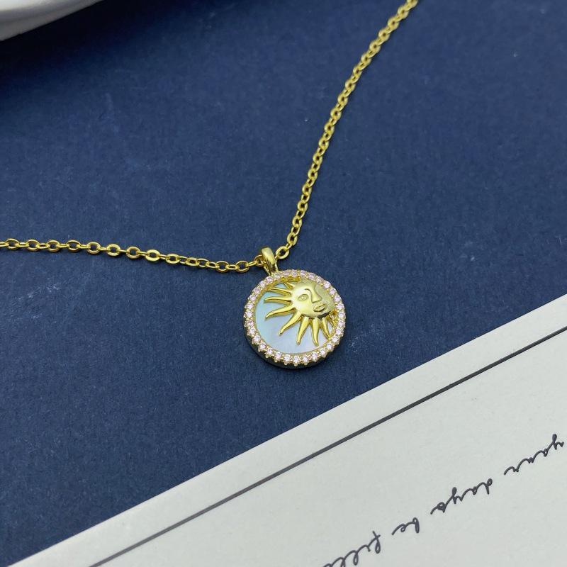 Exquisite S925 Sterling Silver Sun Necklace with Gold-Plated Freshwater Mother-of-Pearl