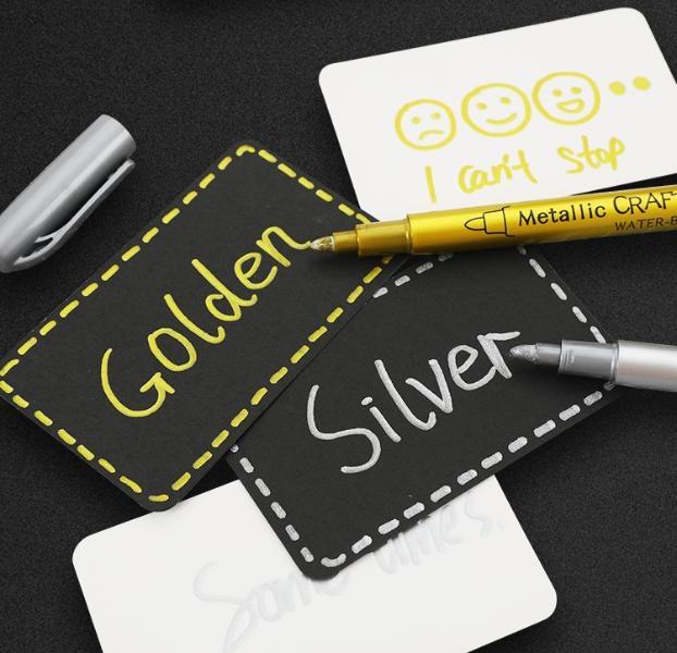 1 STÜCK Wasserdichte Metallic-Markierungsstifte Permanenter Farbmarkierungsstift für DIY-Handwerk Scrapbooking Markieren Sie Künstler-Illustrationsbriefpapier