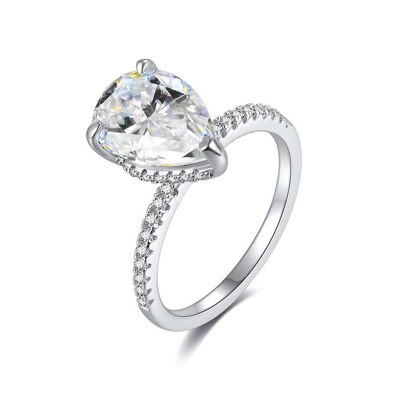Elegant 4CT Teardrop Moissanite Ring for Women - S925 Sterling Silver, Classic Light Luxury Design.
