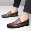 Fashion Soft Sole Male Flats Moccasin Casual Shoes New Men Dress Shoes All-match Loafers Men's Genuine Leather Slip-on Walking Shoes