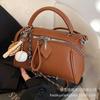 Niche retro foreign style small bag women's bag 2025 new versatile hand carry small square bag high-end shoulder messenger bag