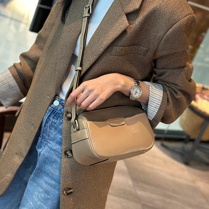 Real Cow Leather Ladies Crossbody Bag 2026 New Women's High Quality Handbag Small Commuter Luxury Shoulder Bag Easy To Match