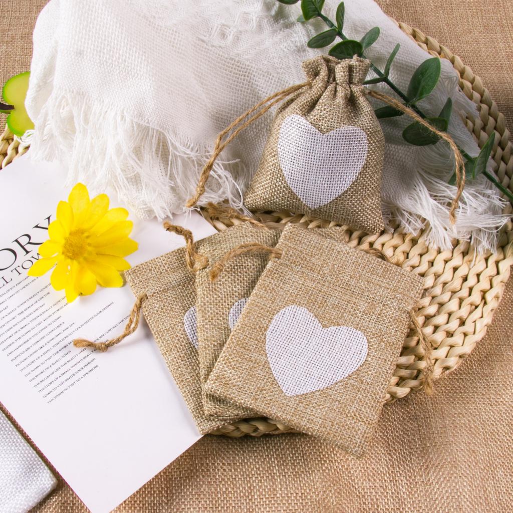 10/20pcs Natural Burlap Gift Drawstring Bags Heart Linen Jute Candy Gift Packaging Bag Wedding Pouches for Guest Birthday Party