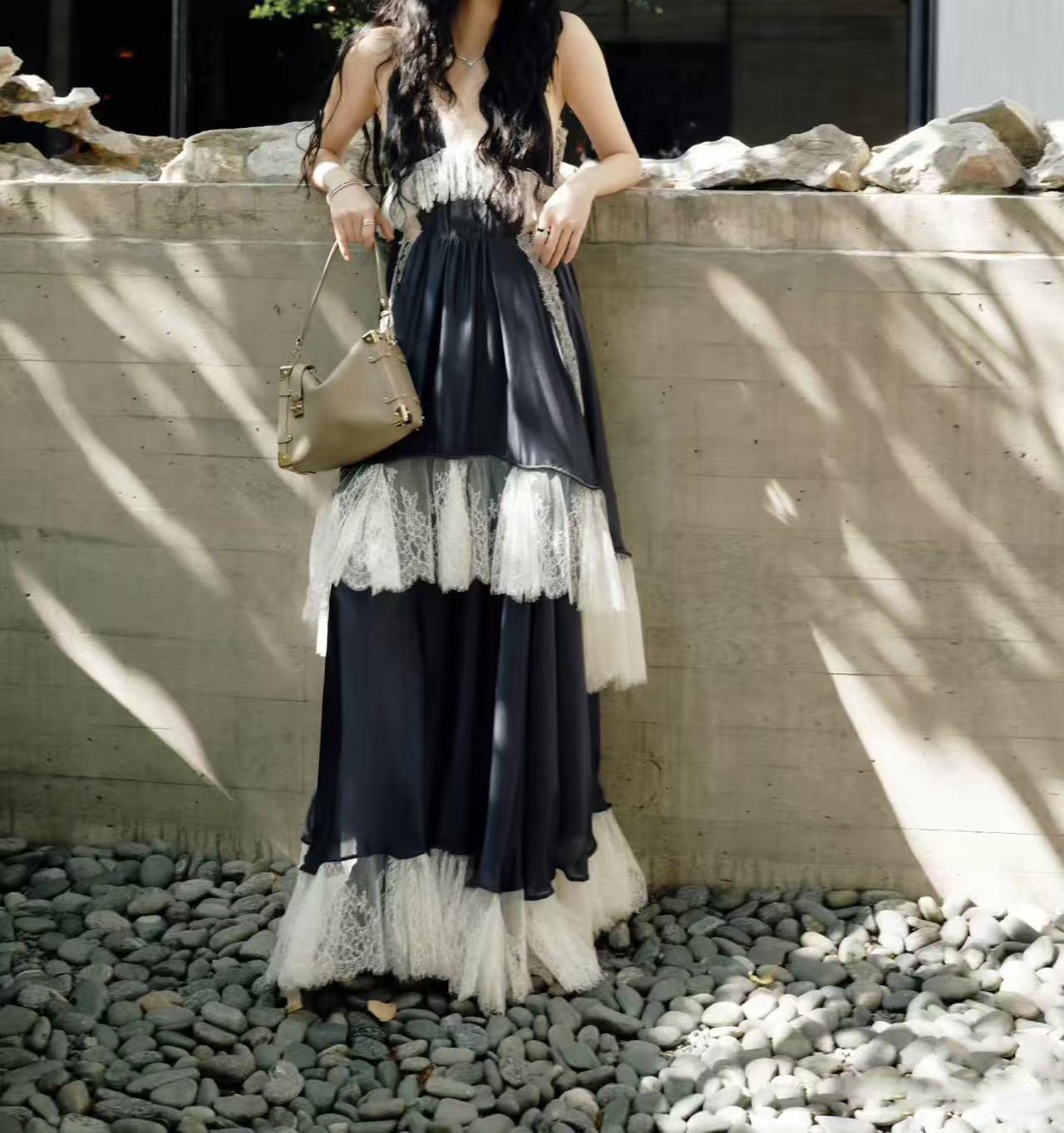 Ouyang Nana High-End Lace Patchwork Camisole Dress Small