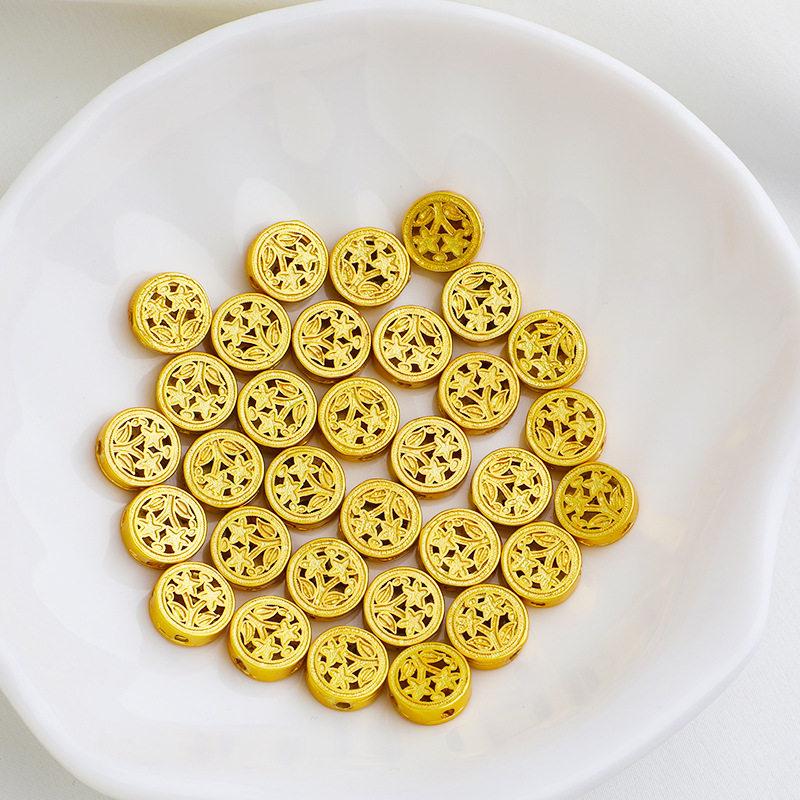 Посеребренная 18-каратным золотом матовая бусина-разделитель в виде четырехлистного клевера с вырезами для DIY ретро-аксессуаров.