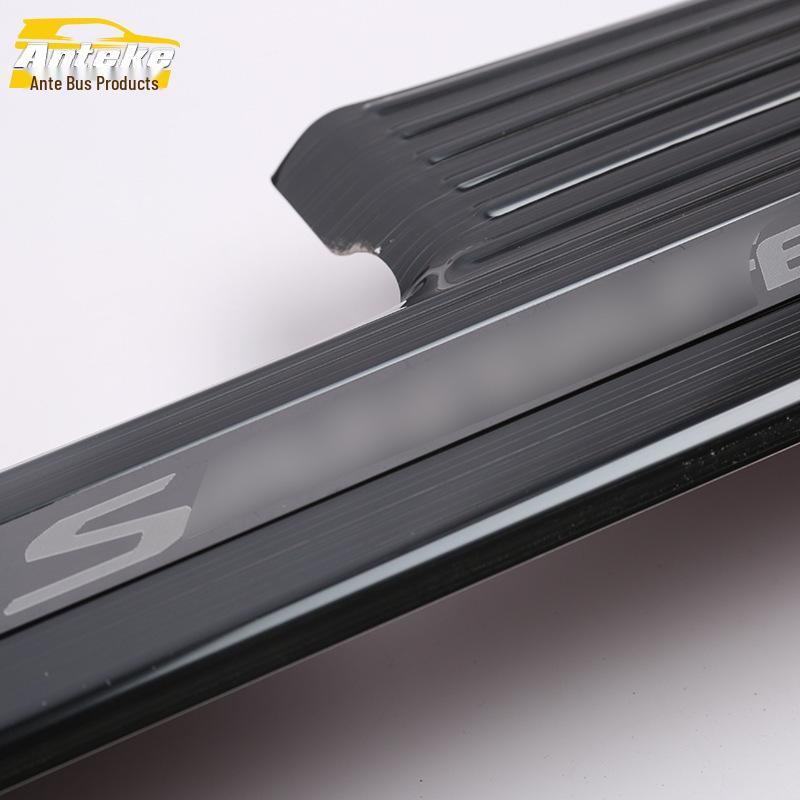 19 Santa Fe Schweller- und Stoßfängerzierleisten-Zubehör