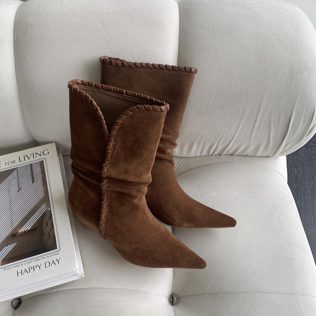 French Retro Pointed Tip Pleated Wedge Heel Low Boots Children 2025 New Temperament Fashionable Versatile Fashion Boots